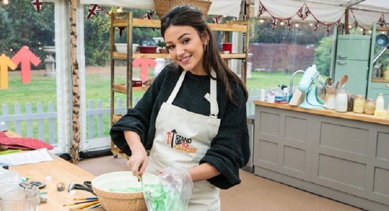 michelle keegan crowned winner stand up to cancer bake off